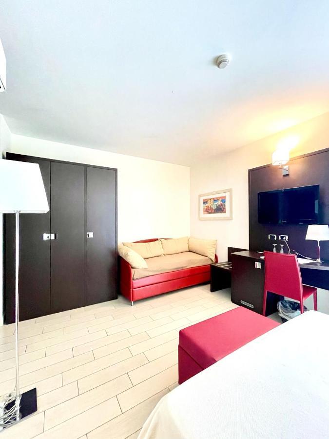 Hotel Welcome San Benedetto del Tronto Eksteriør billede