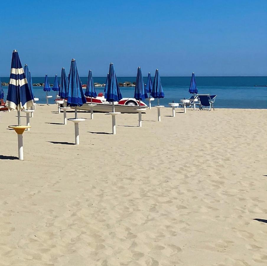 Hotel Welcome San Benedetto del Tronto Eksteriør billede