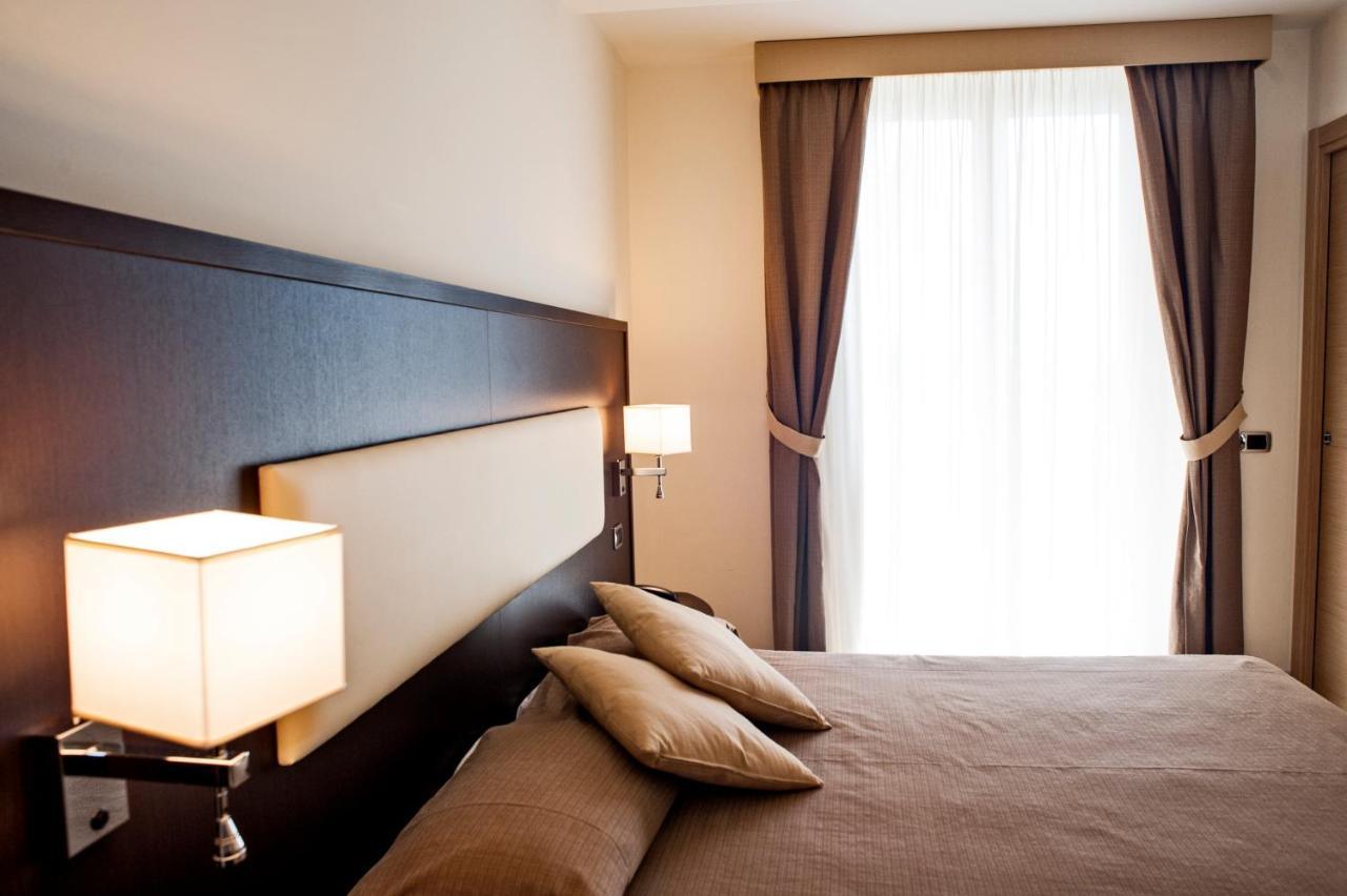 Hotel Welcome San Benedetto del Tronto Eksteriør billede